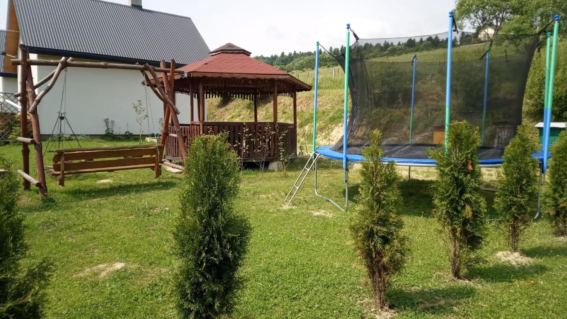 Domki W Bieszczadzkiej Dolinie Ustrzyki Dolne Exteriör bild